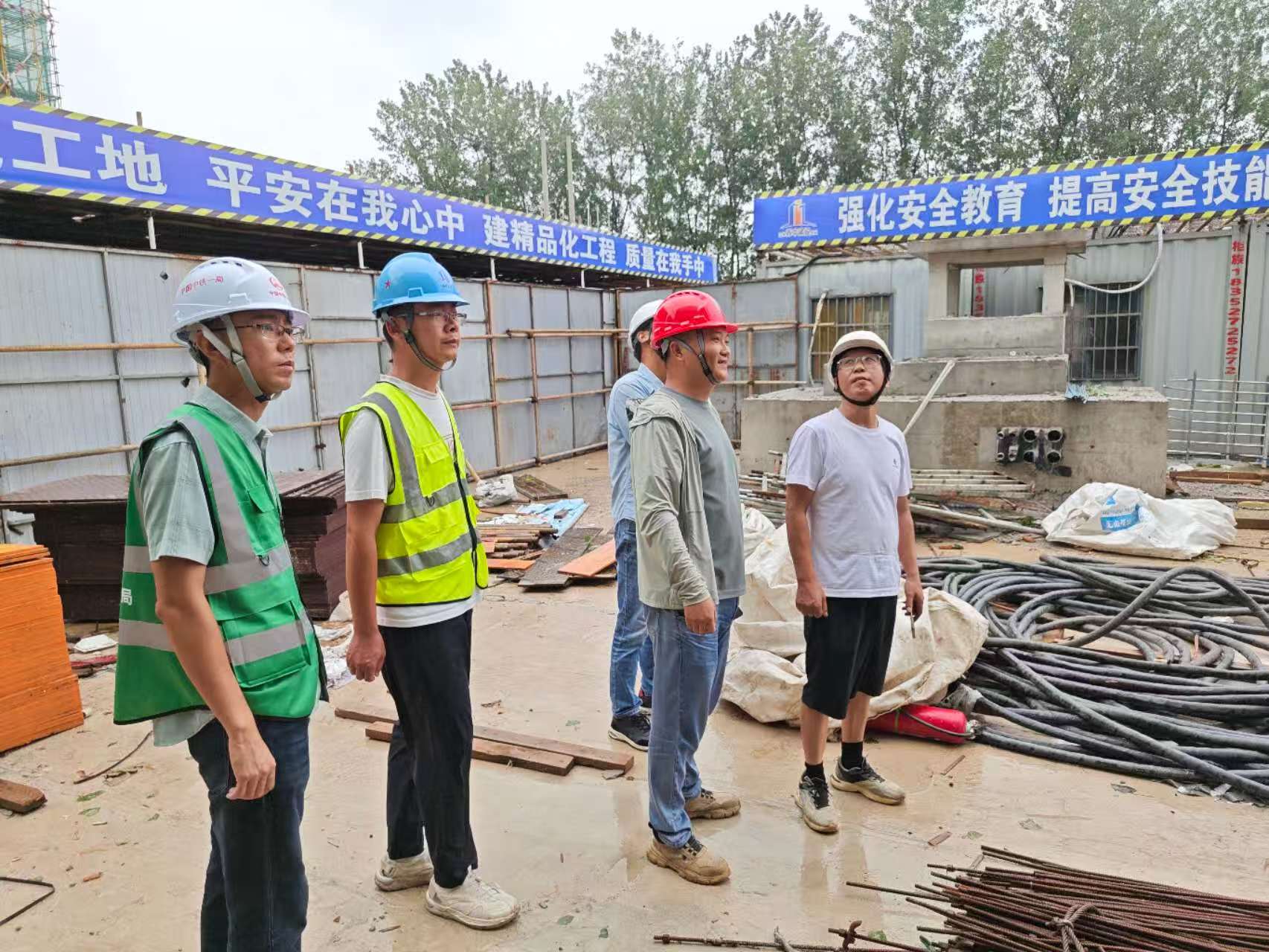 兴仪集团开展安全生产监督检查
